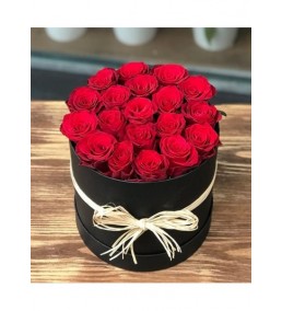 Kutuda 21 Kırmızı Gül